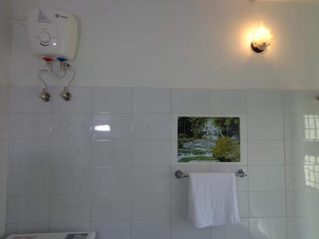 Remisha Service Apartments Chennai Phòng bức ảnh