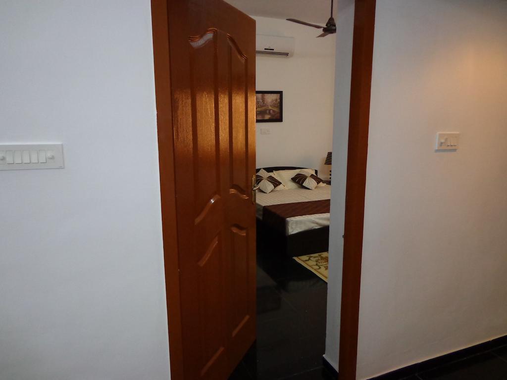 Remisha Service Apartments Chennai Ngoại thất bức ảnh